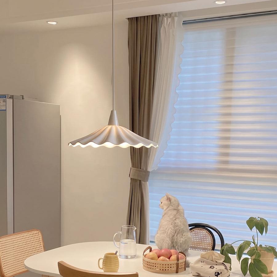 Maren Scalloped Pendant Light – detail 5