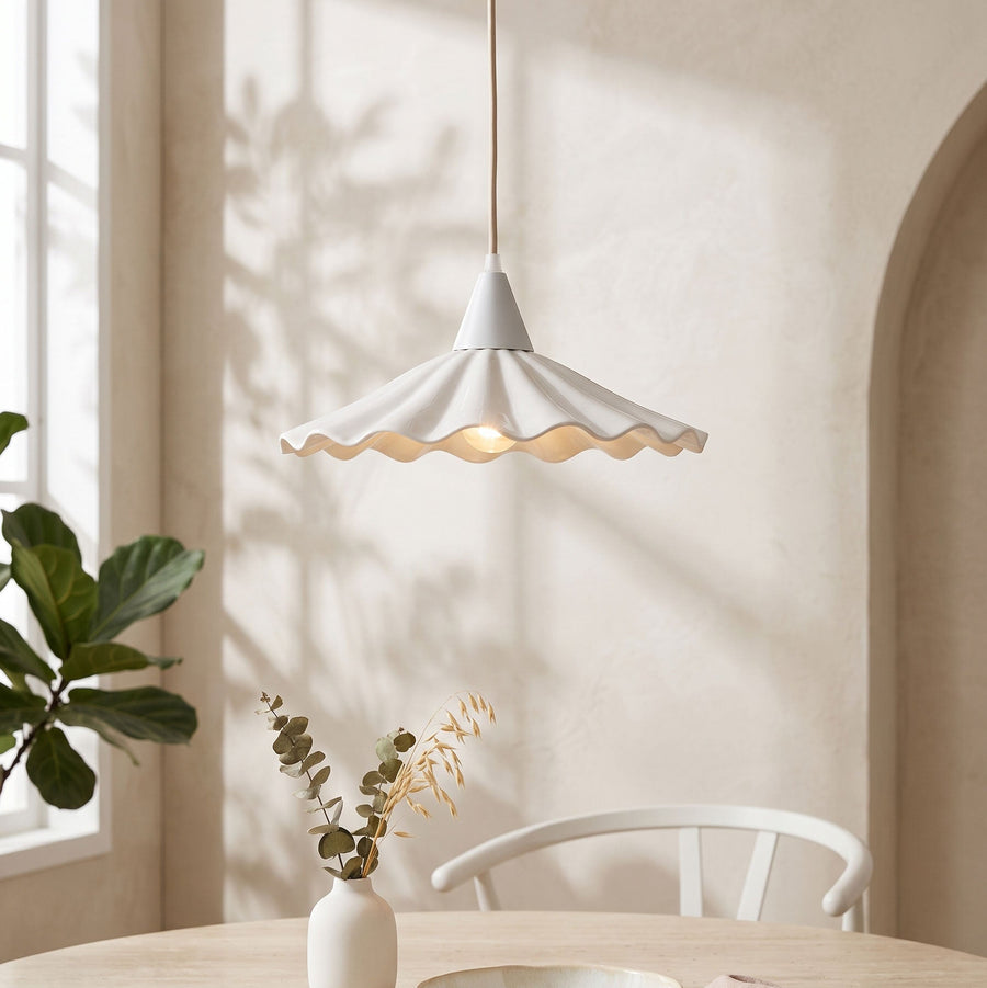 Maren Scalloped Pendant Light – detail 2