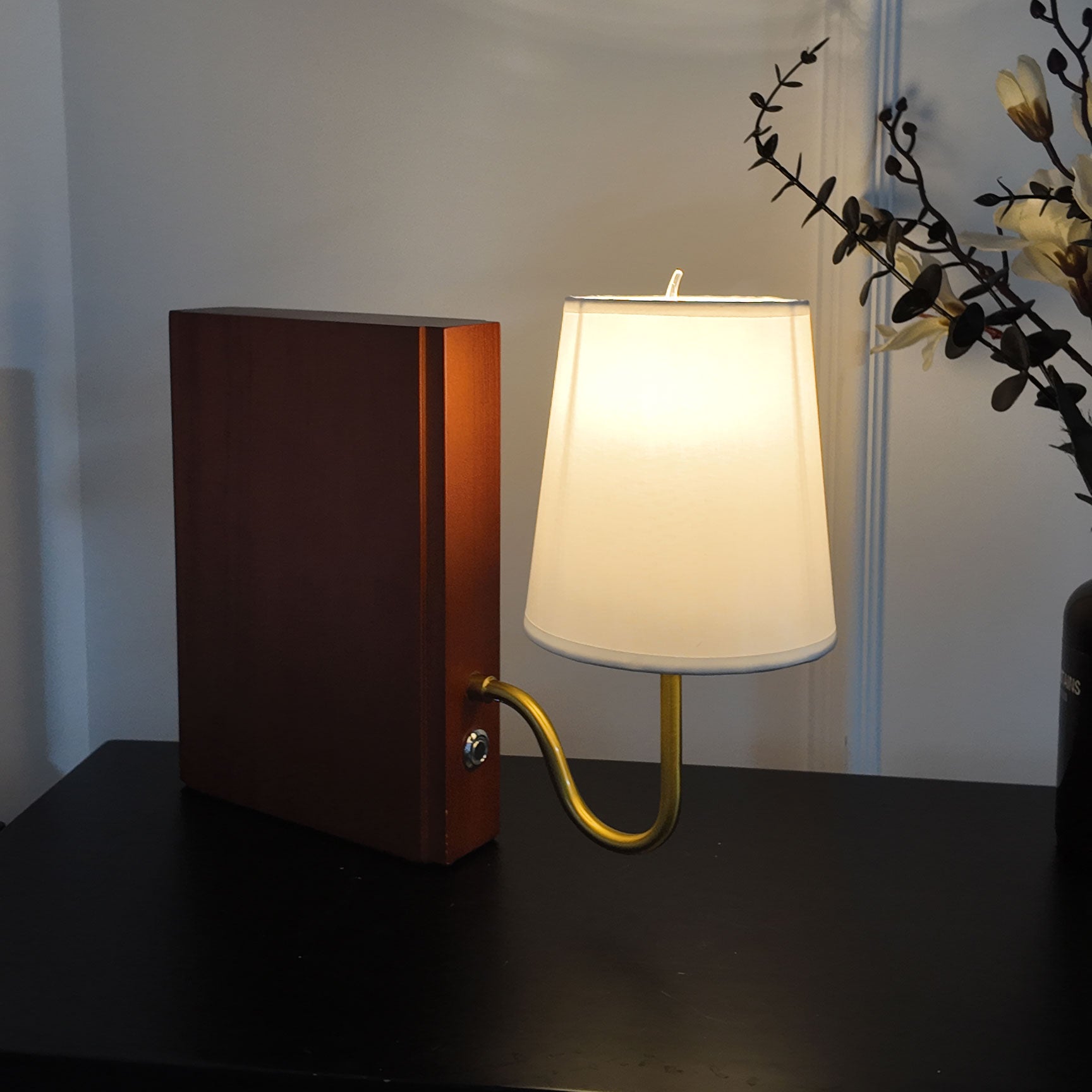 Niall Solid Wood Table Lamp