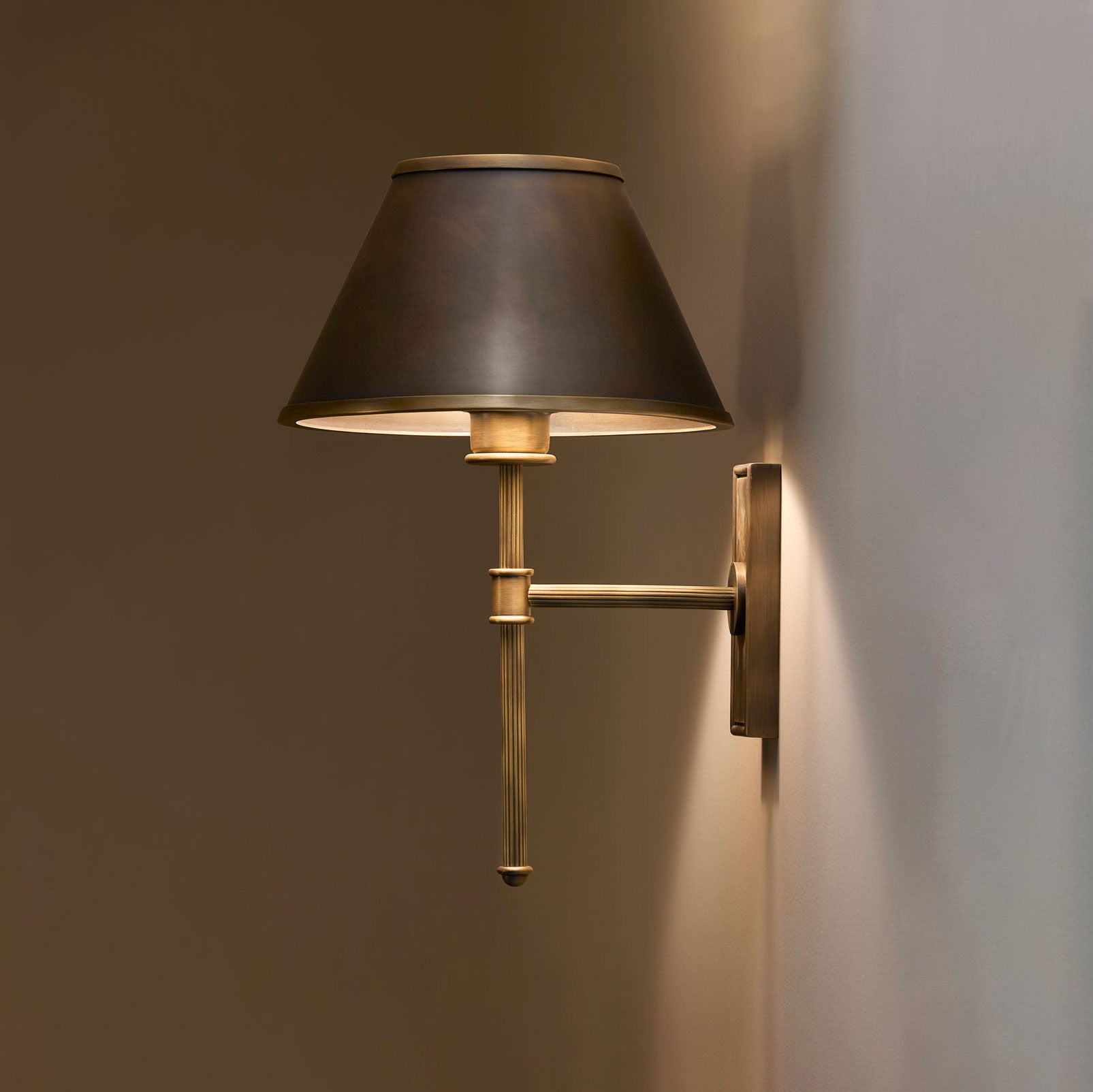 Rhodes Fluted Rod Wall Sconce
