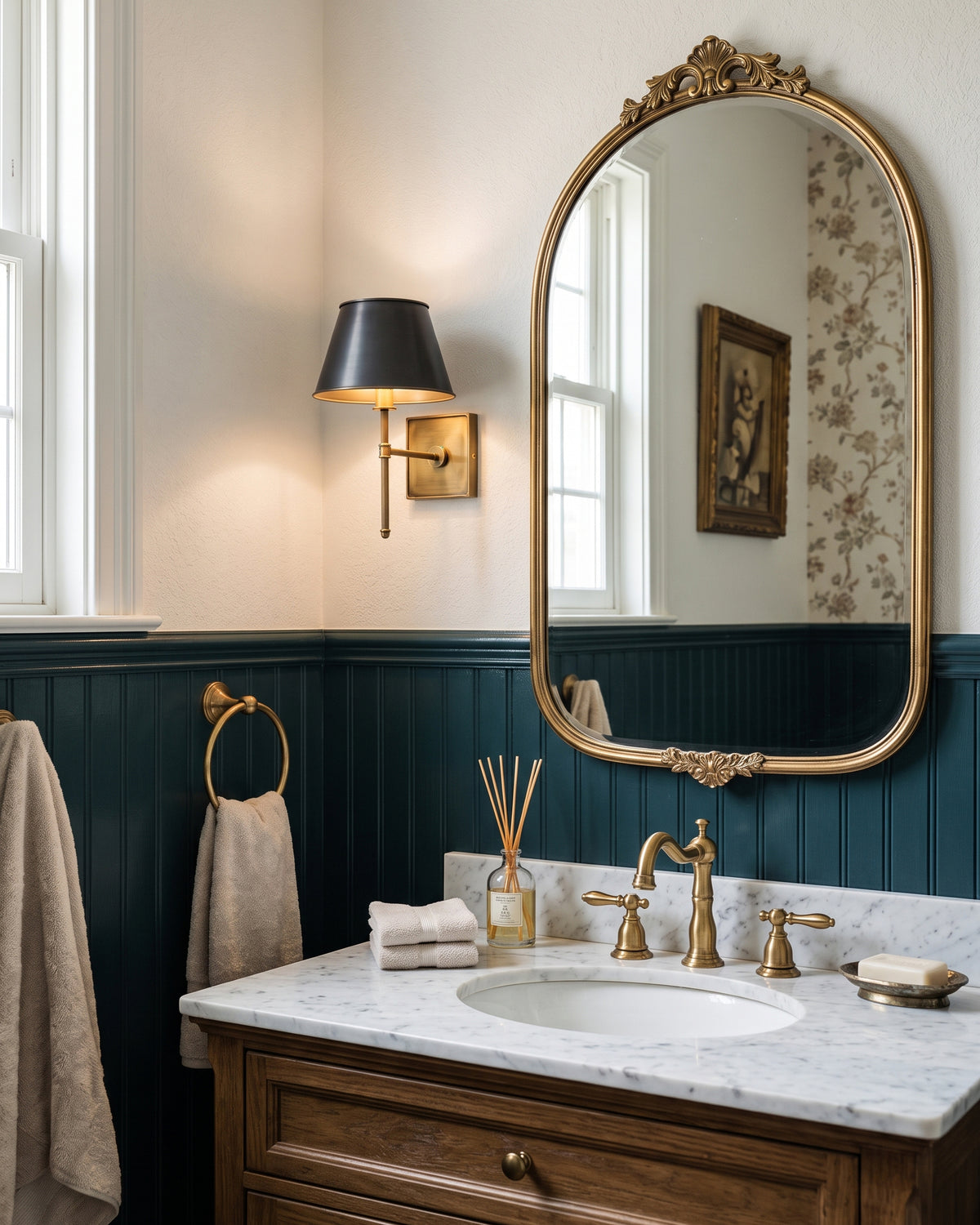 Rhodes Fluted Rod Wall Sconce