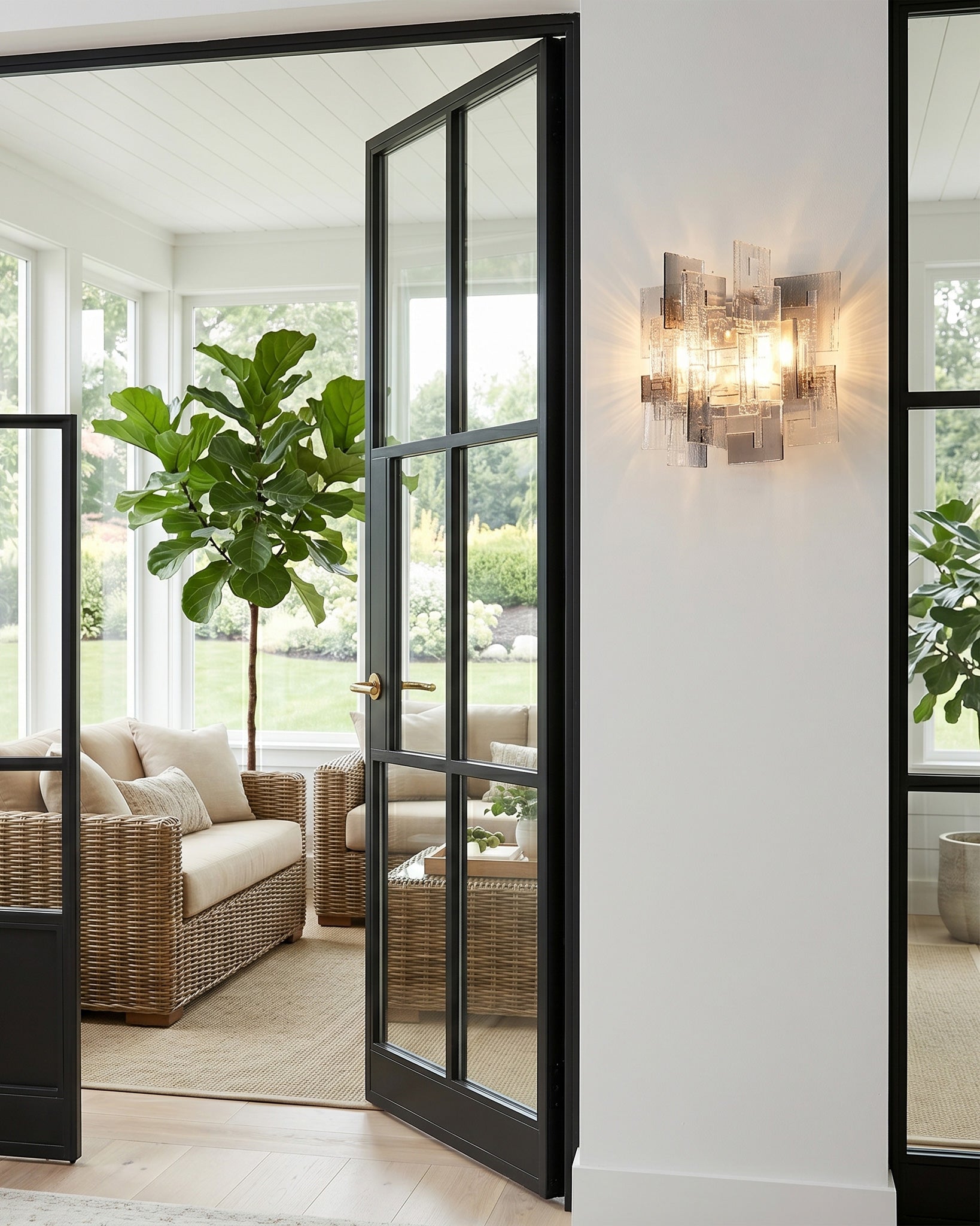 Silas Wall Sconce