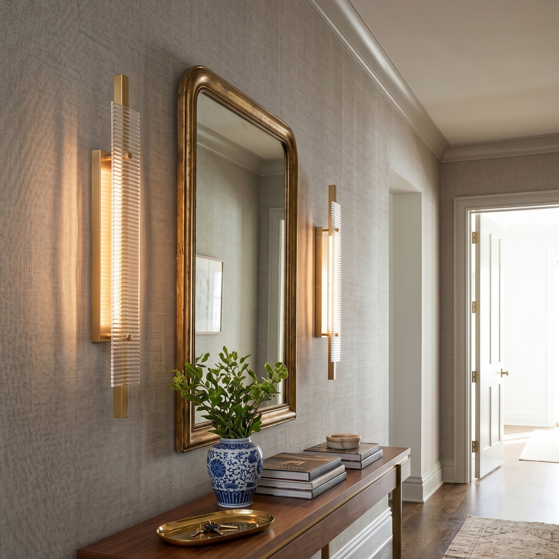 Thao Fluted Glass Wall Sconce