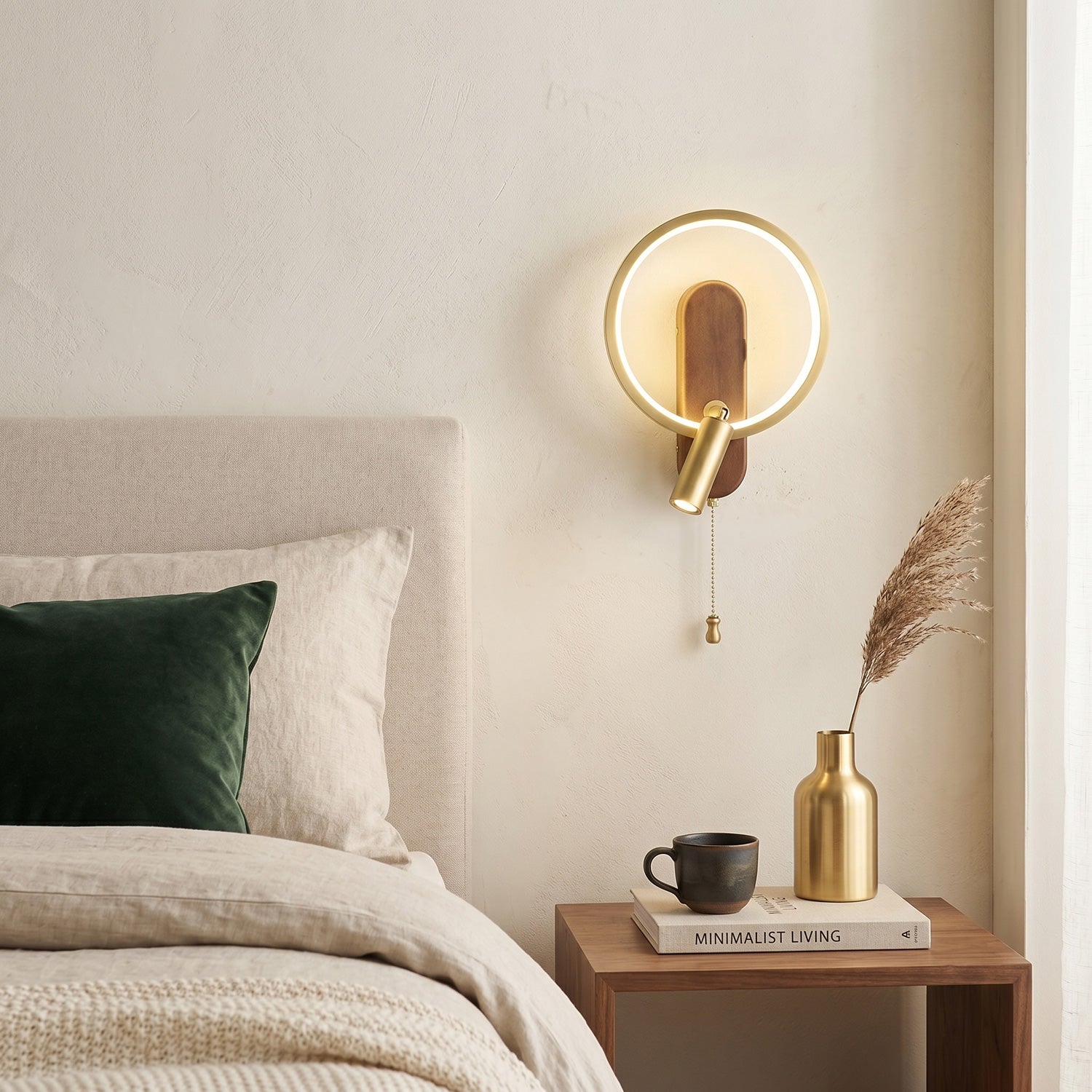 Thilo Halo Wall Sconce