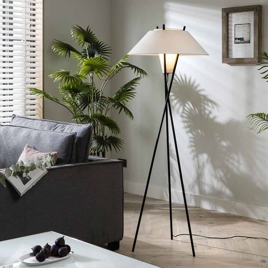 Chaney Floor Lamp – detail 2