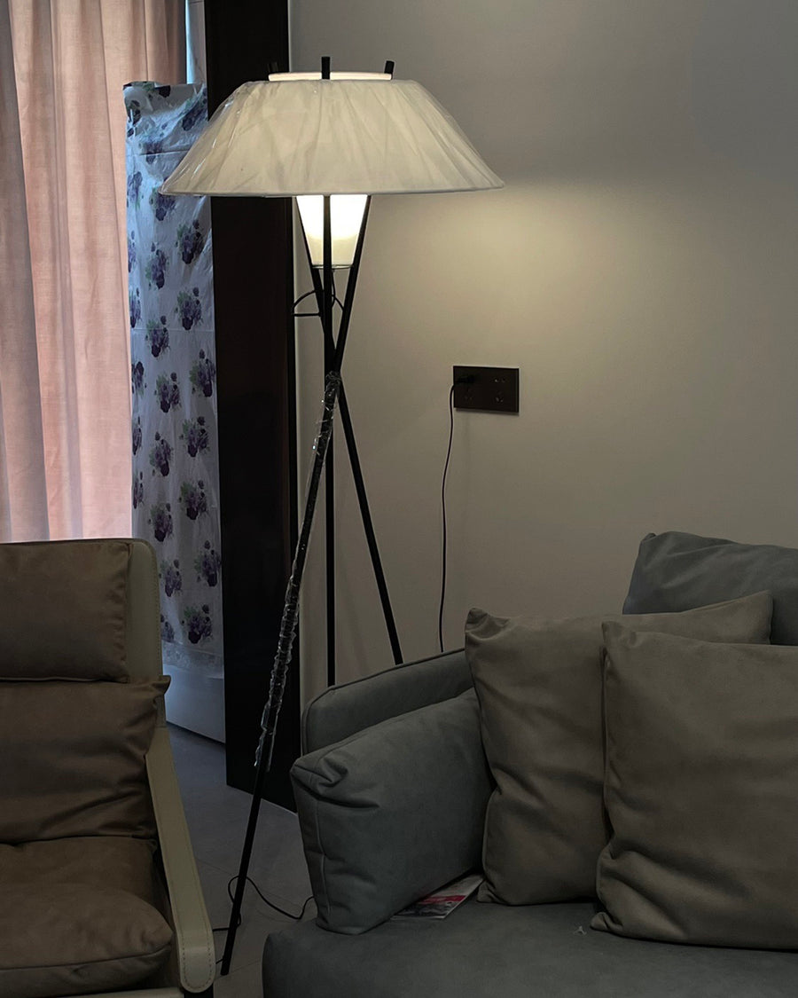Chaney Floor Lamp – detail 4