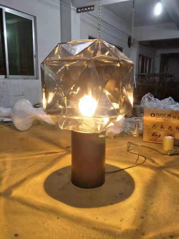 Lampe de table Cubo