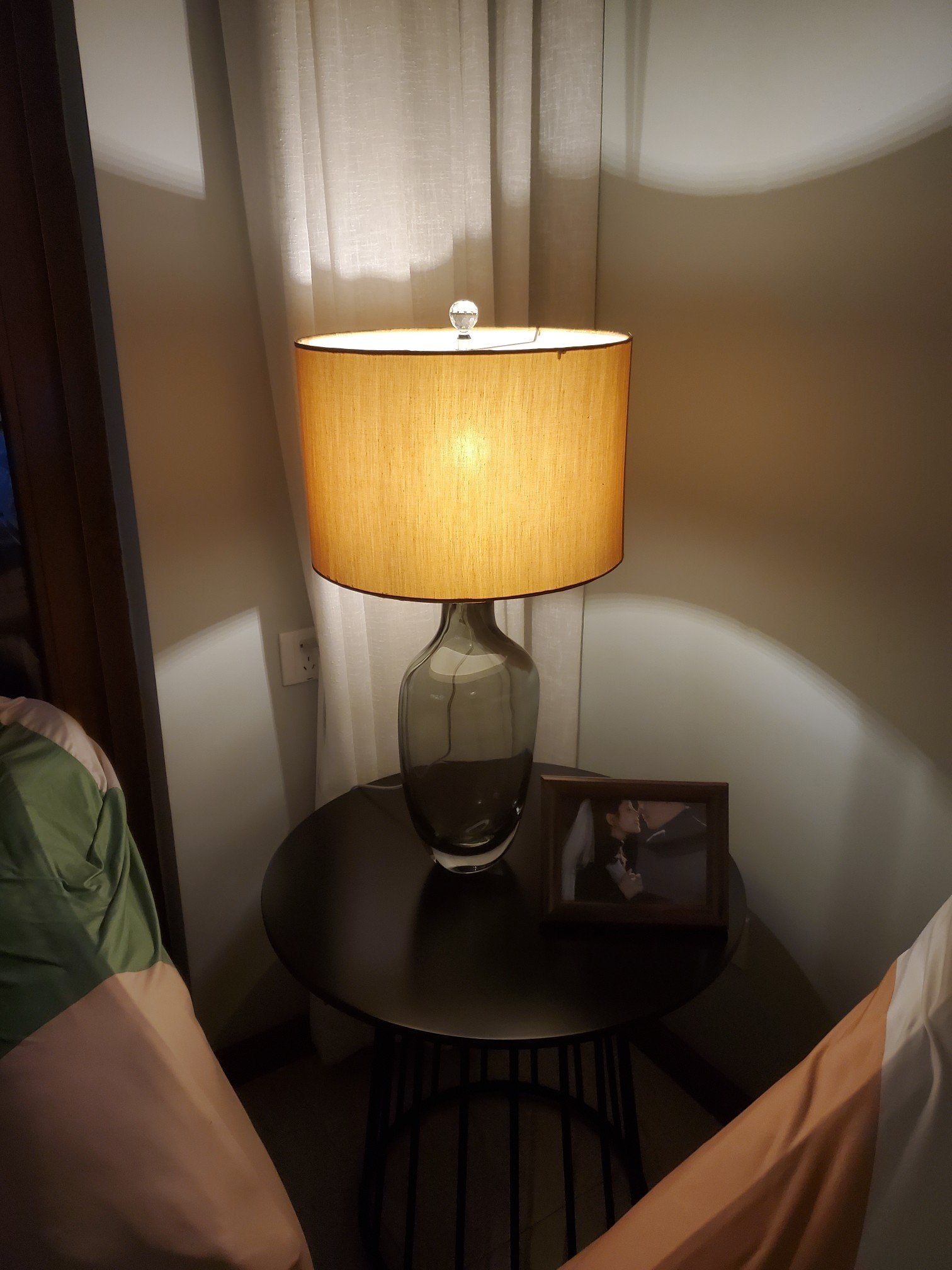 Lampe de table en cristal émaillé