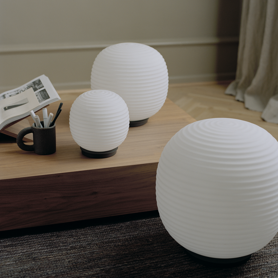 Lantern Globe Table Lamp – detail 2