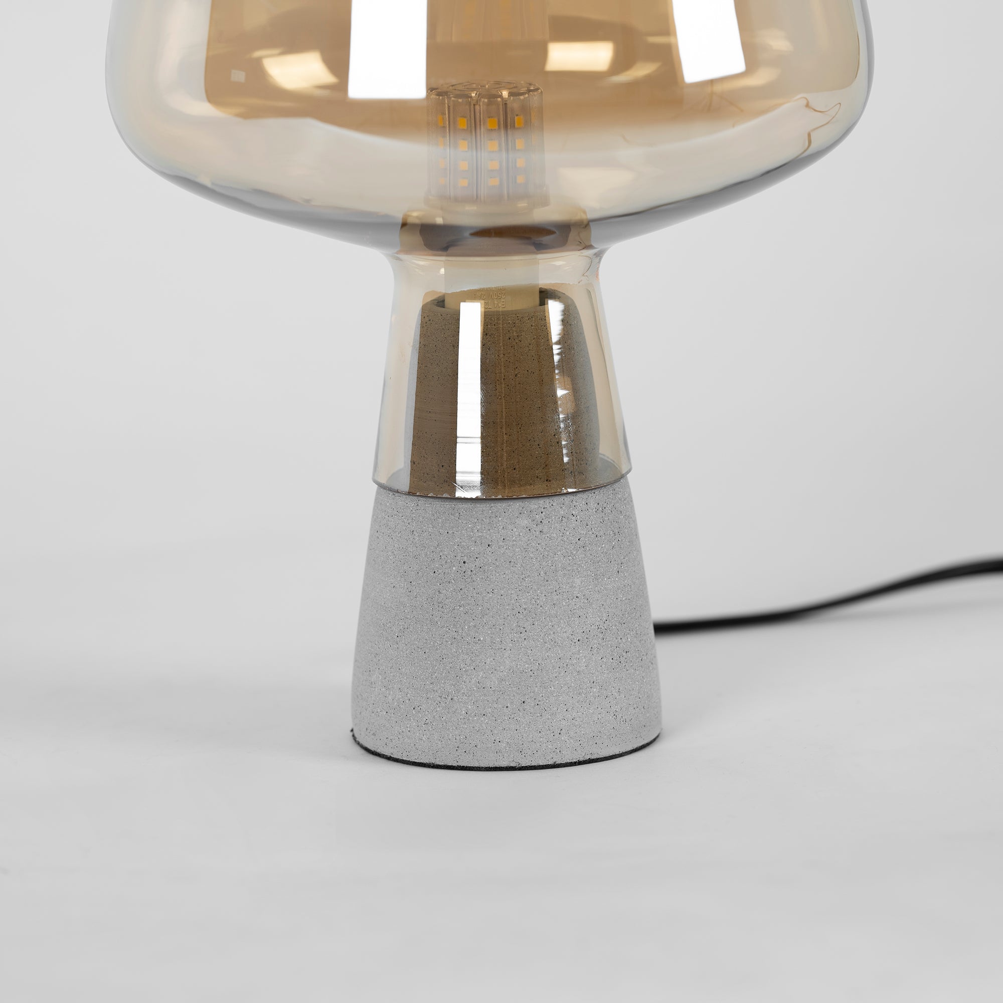 Lampe de table en verre Leas