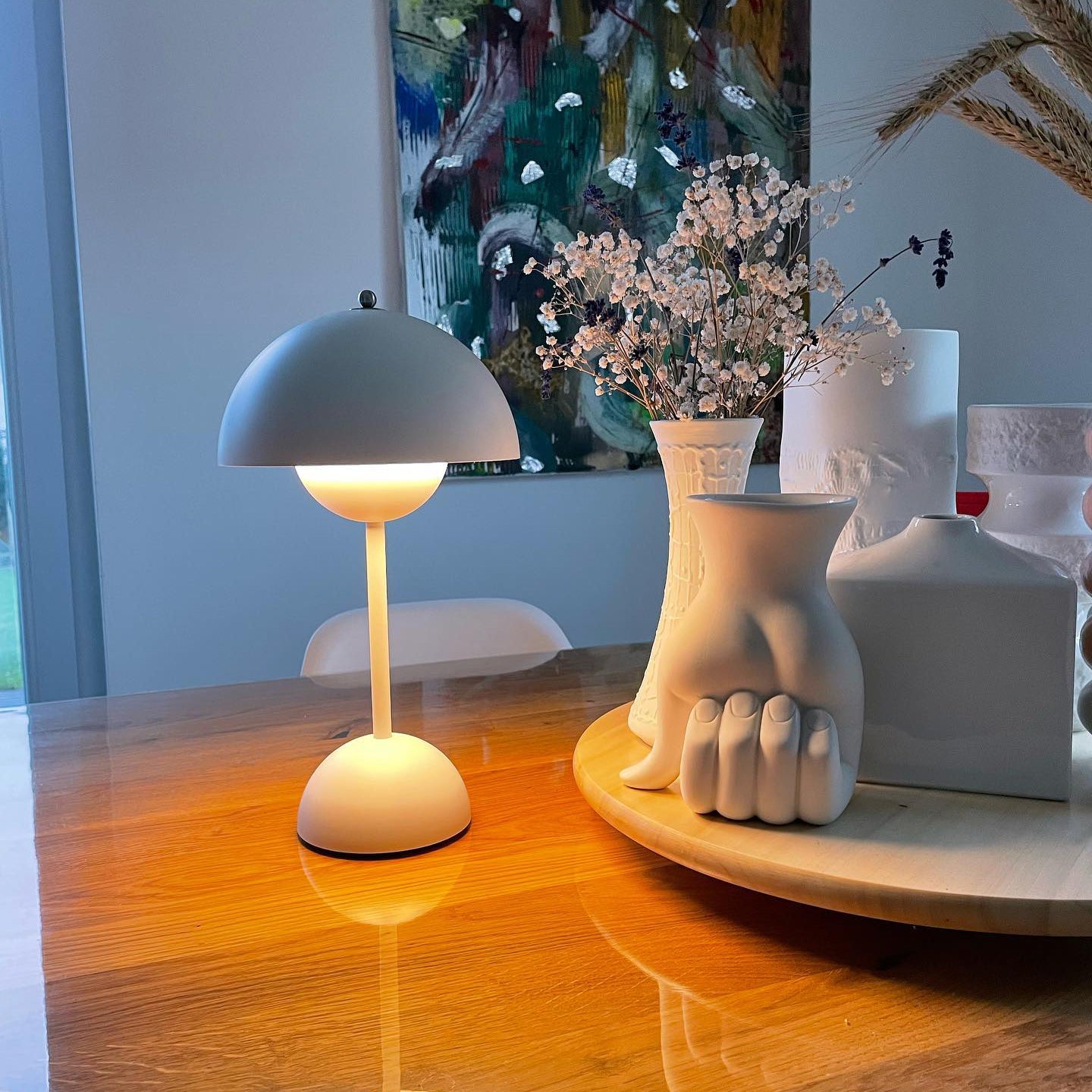 Lampe de table LED de chargement