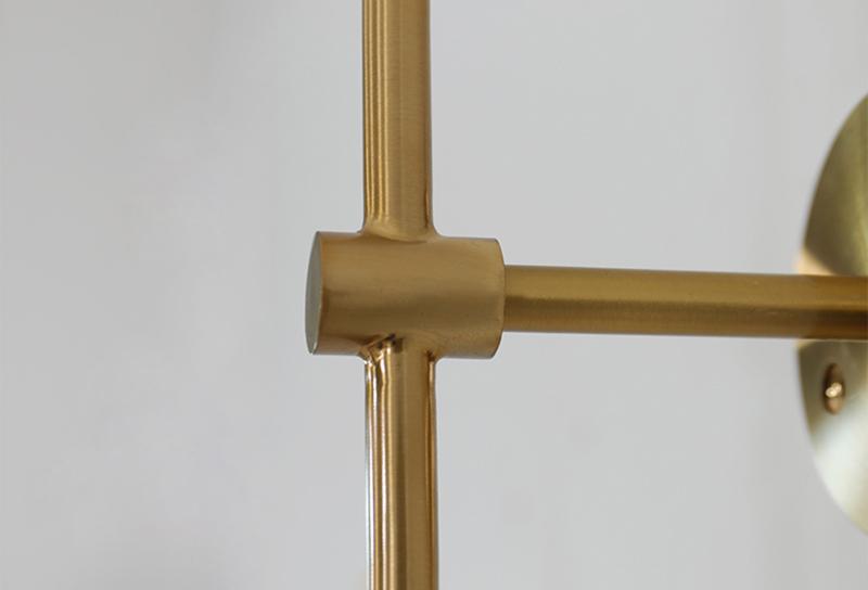 Lámpara de pared móvil