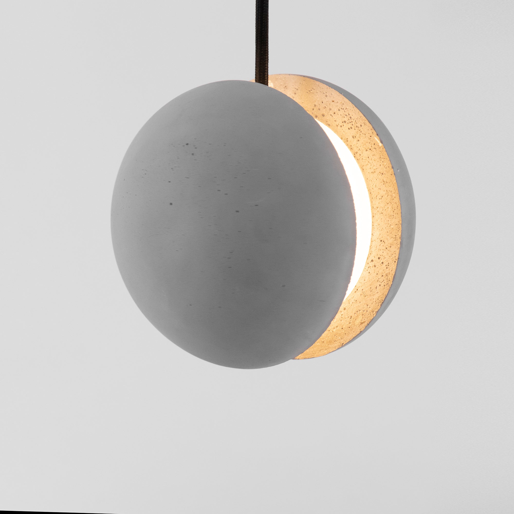 Lampe à suspension en béton Moon