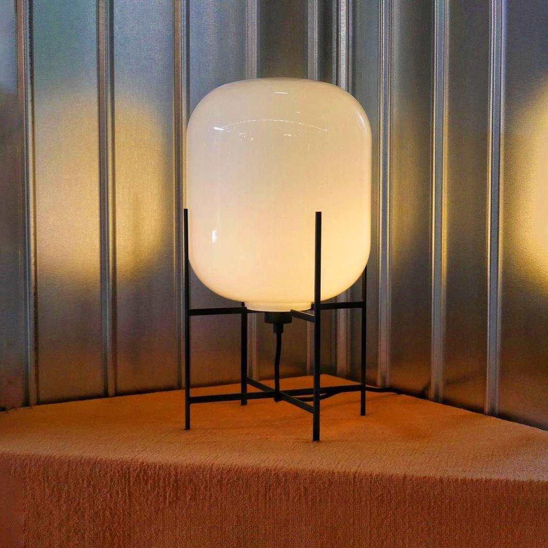 Oda Table Lamp