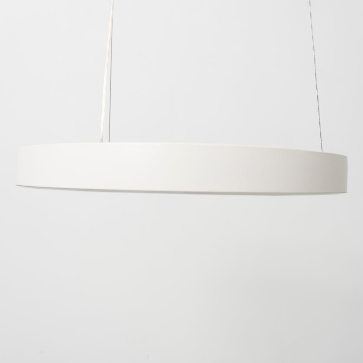 Sospensione a LED ad anello aperto