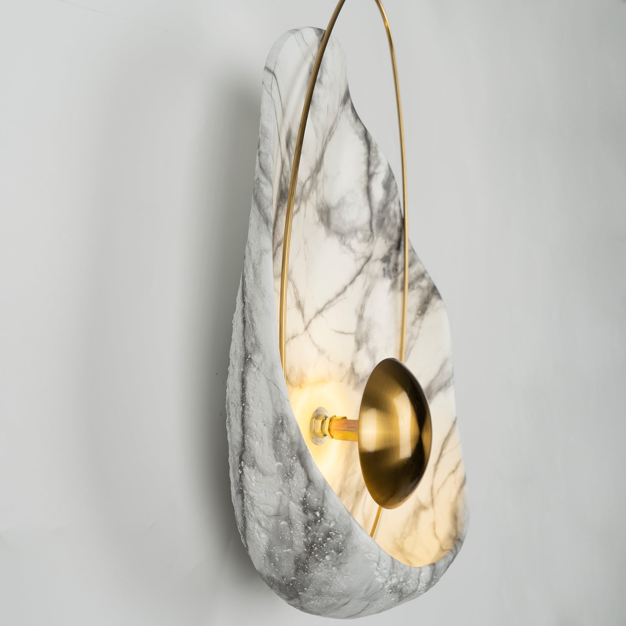 Pearl Wall Lamp