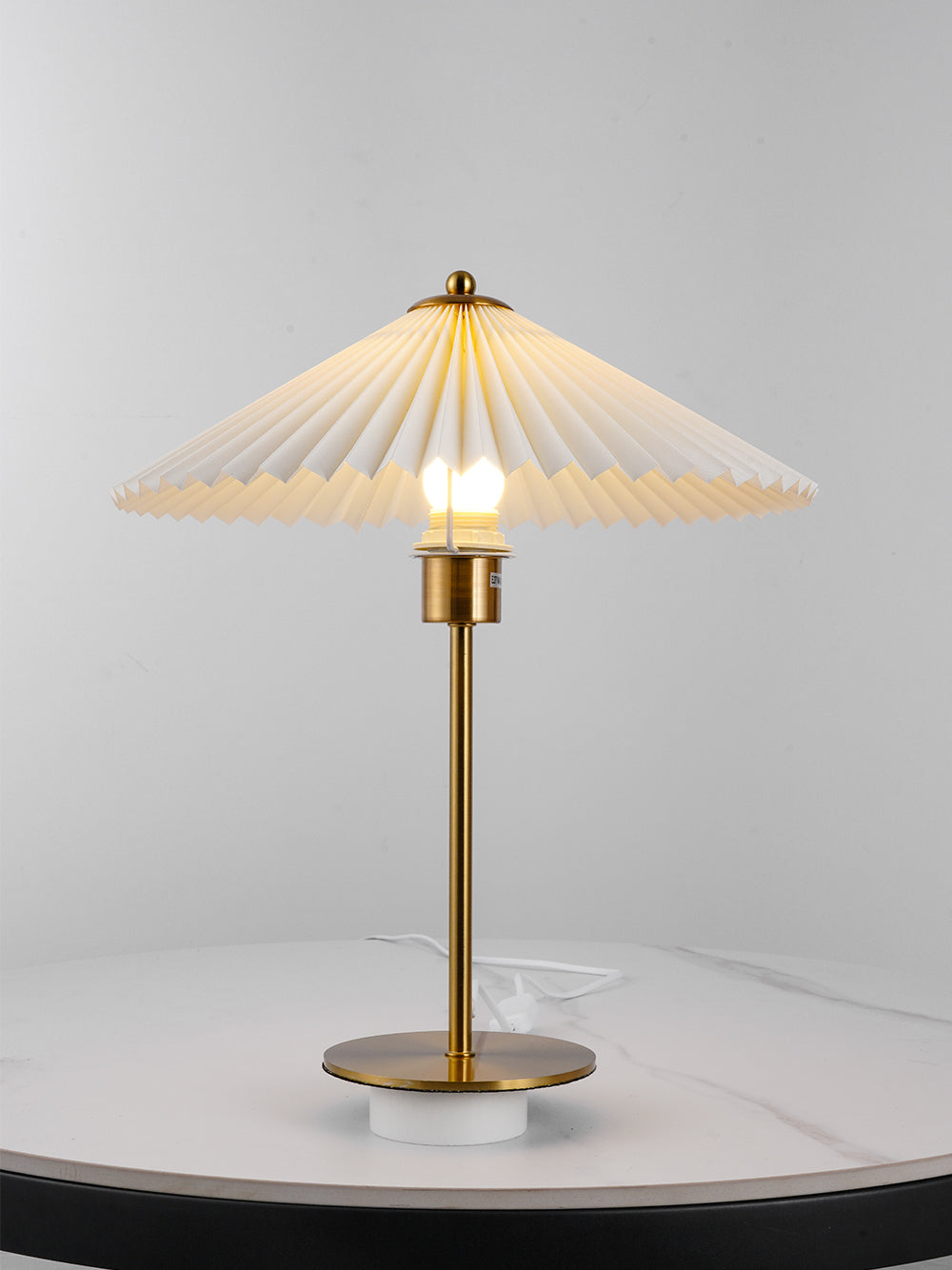 Perla Pleated Table Lamp