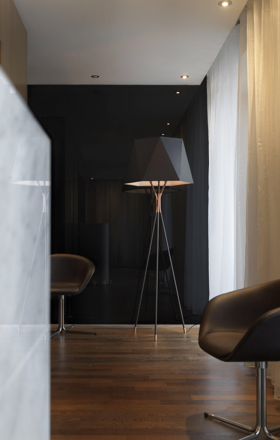Solitaire Floor Lamp – detail 3