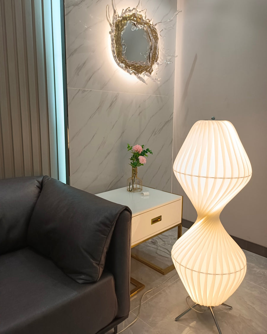 TR32 Floor Lamp – detail 3