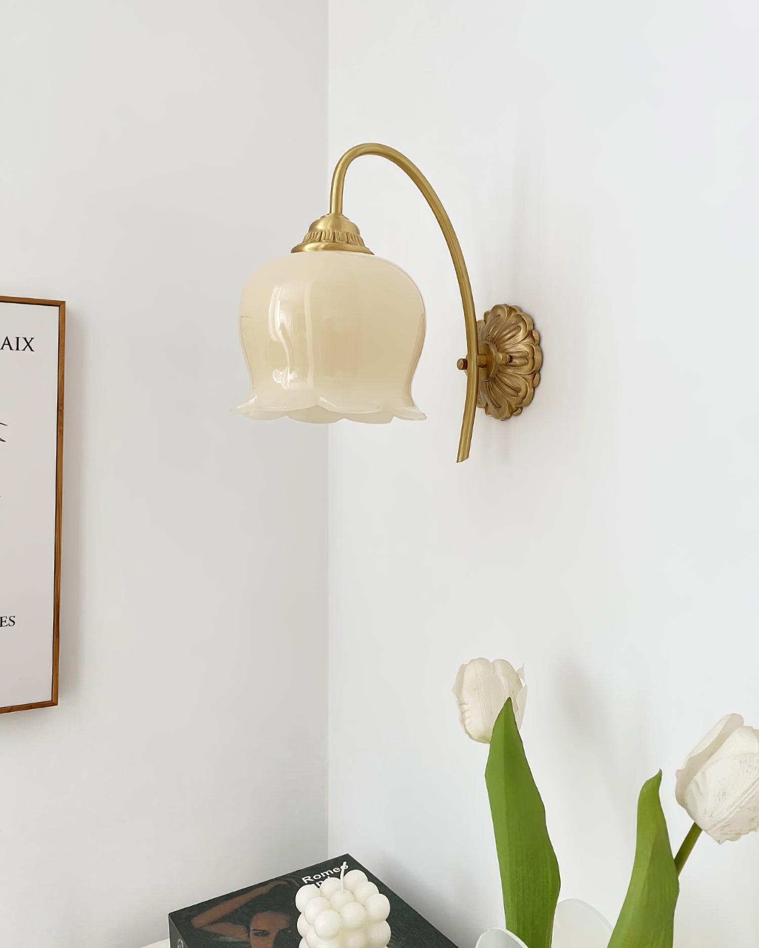 Valley Flower Wall Lamp - Decormote