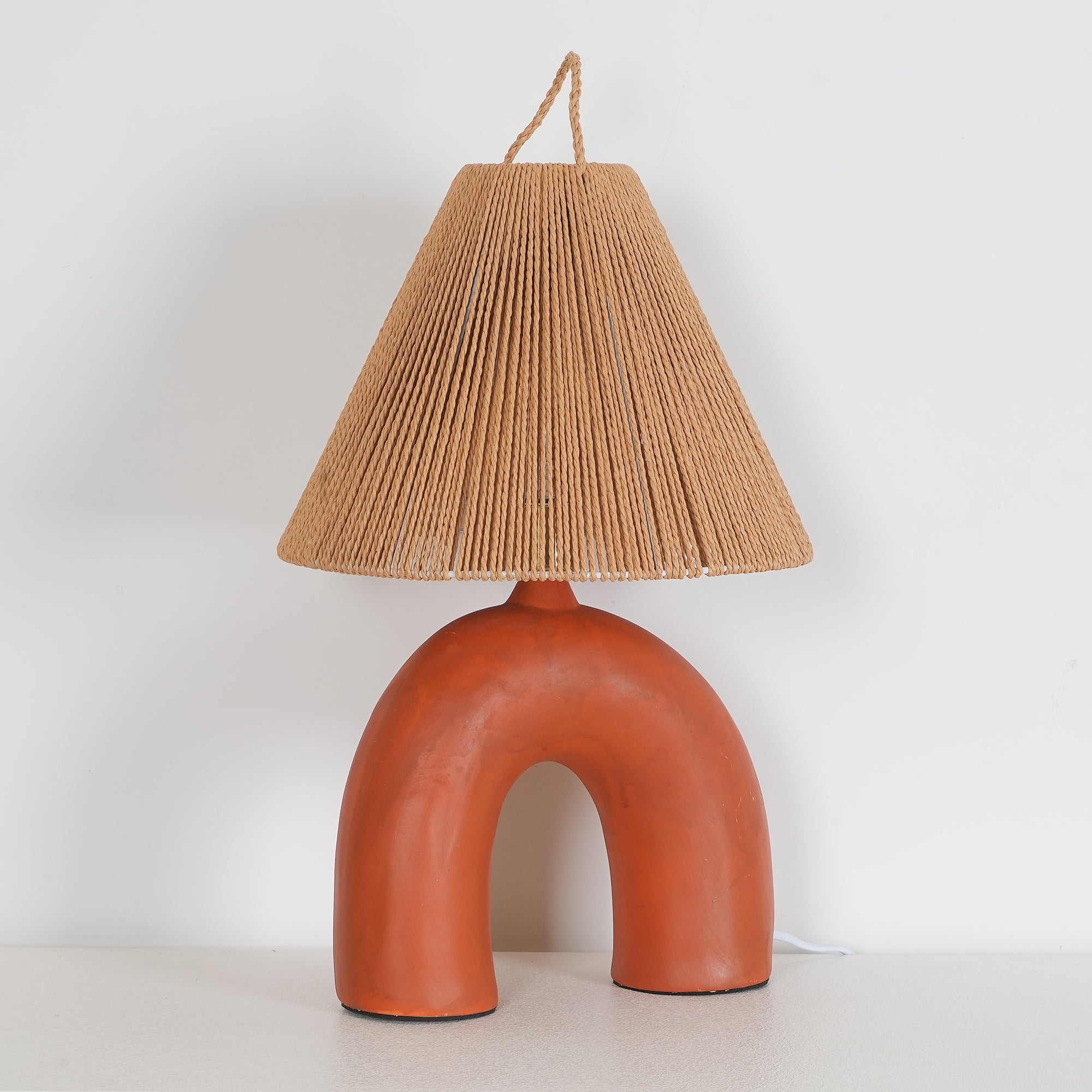 Lámpara de mesa de cerámica Volta