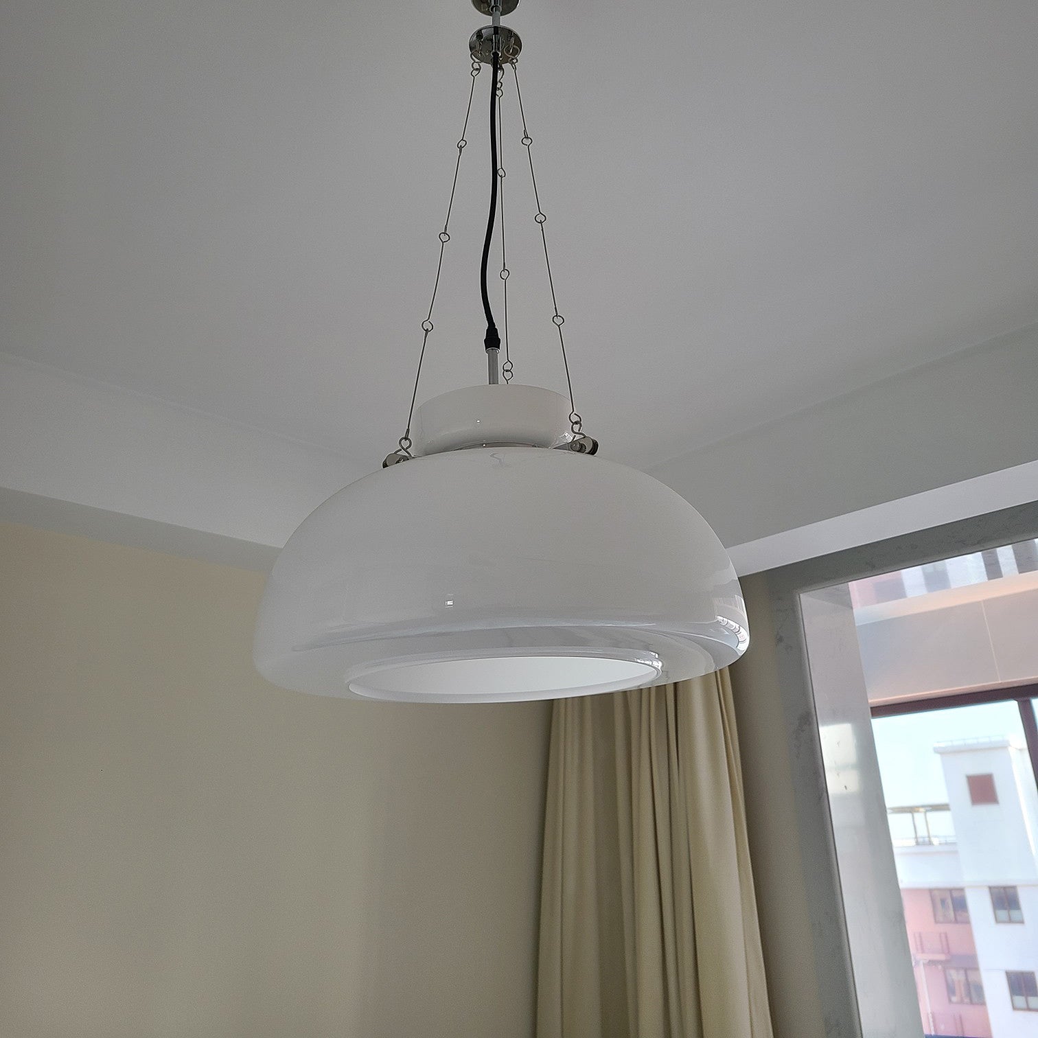 White Glass Pendant Lamp