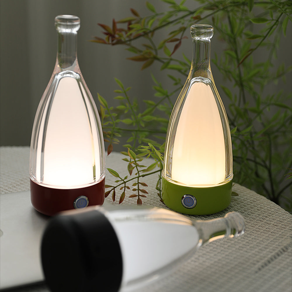Lámpara de mesa con botella de vino
